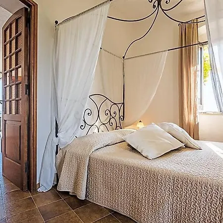 Sleeps 3 With Air Con Appartement *